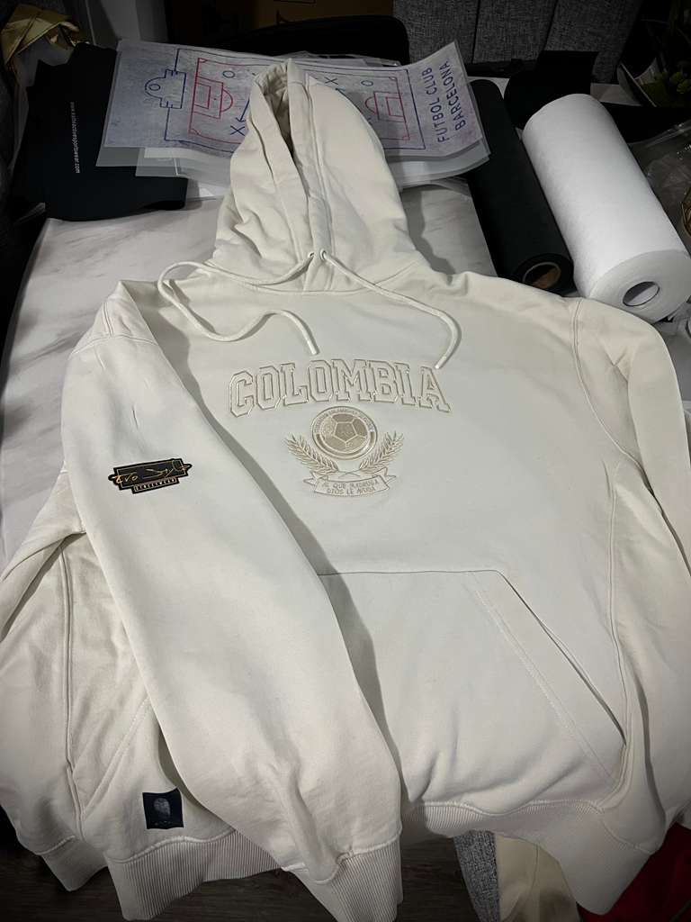 🇨🇴 Al Que Madruga Hoody – Colombian Hustle Spirit